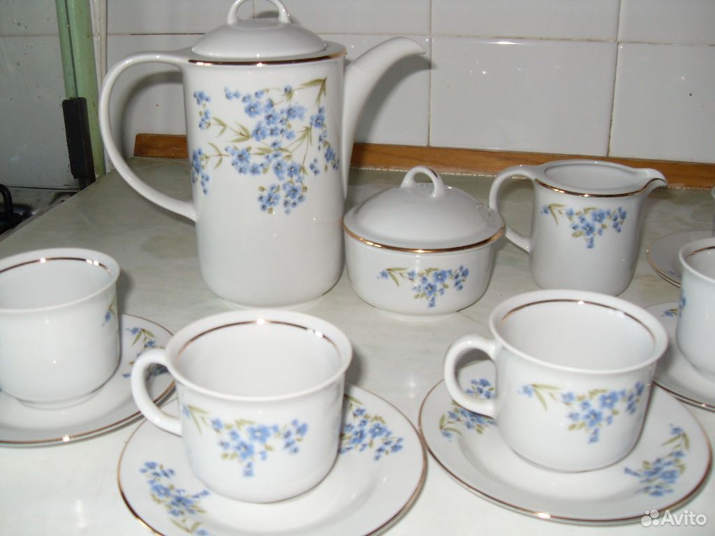 кофейный сервиз на авито. мейсен чайный сервиз белый с золотым. артикул 0141911/1-6 кофейный сервиз китай на 6 персон. кофейный сервиз кобальт. чайный сервиз югославия мадонна.