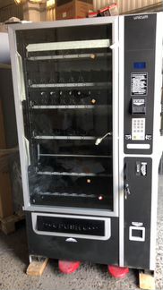 Автомат по продаже снеков Unicum FoodBox