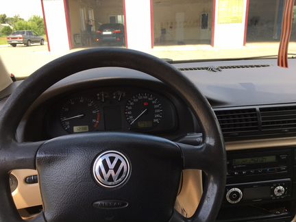 Volkswagen Passat 1.8 МТ, 1997, седан