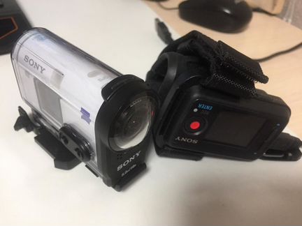 Экшн камера sony HDR-AS200V