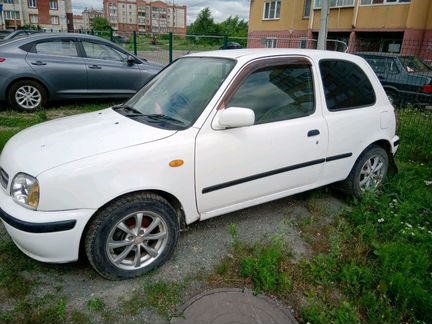 Nissan March 1.0 AT, 1999, хетчбэк