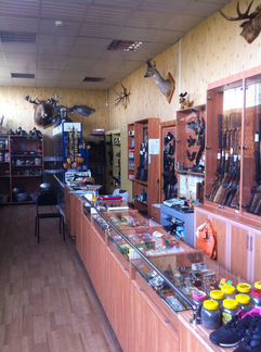 Магазин по торговле гражданским оружием