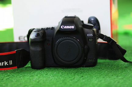 Фотоаппарат Canon 5D Mark 2 Body