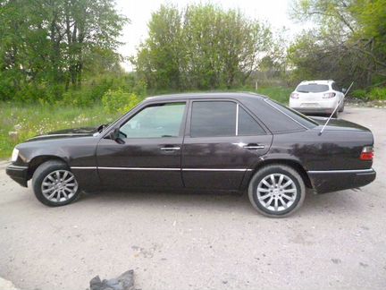 Mercedes-Benz E-класс 2.2 МТ, 1994, 377 000 км