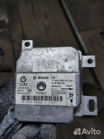 Блок подушек srs geely mk