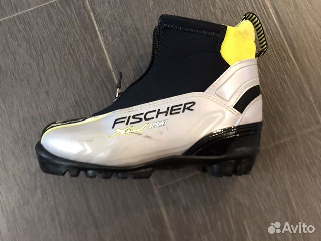 Лыжные ботинки детские 33 размер