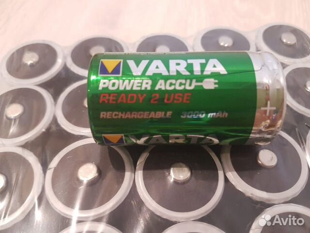 Аккумуляторная батарейка Varta R20