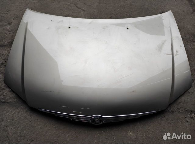 Капот Chrysler Pacifica 2005