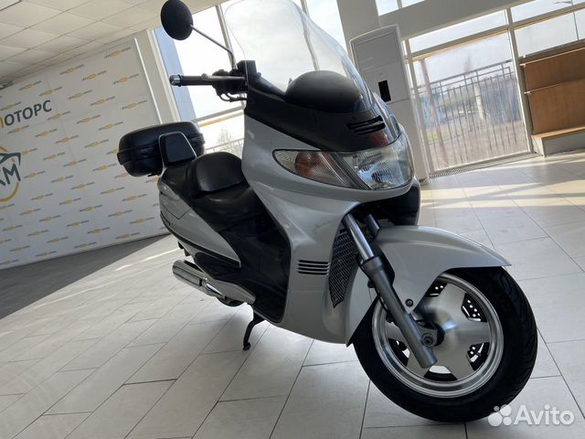 Авито wave ride. GIVI e22 n Suzuki Sky Wave 650. Скай 400. Передний багажник скутер Suzuki Sky Wave. Защита рук на скутер Suzuki Sky Wave 650