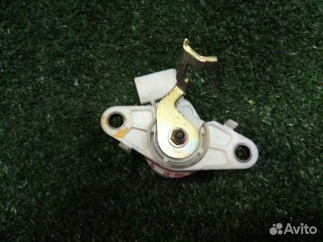 Датчик педали газа Toyota Mark 2 GX100 1GFE