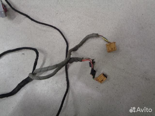 Проводка двери передней левой Volkswagen Passat B