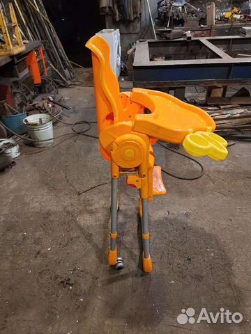 Детский стульчик для кормления