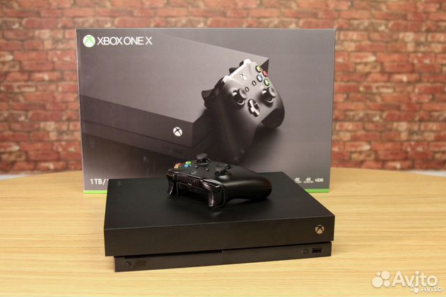 Игровая приставка Xbox One X