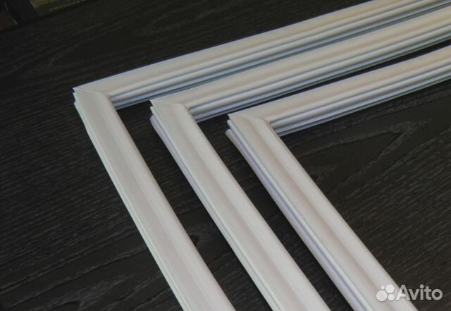 Резинка уплотнитель на дверь холодильника