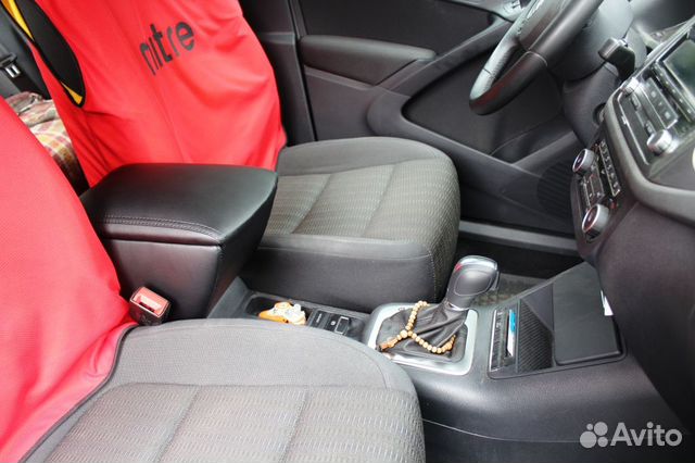 Подлокотник Volkswagen Tiguan