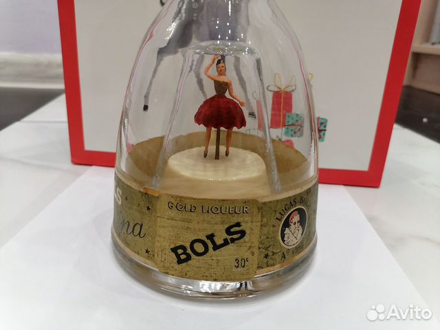 Коллекционная Бутылка в виде музыкальной шкатулки