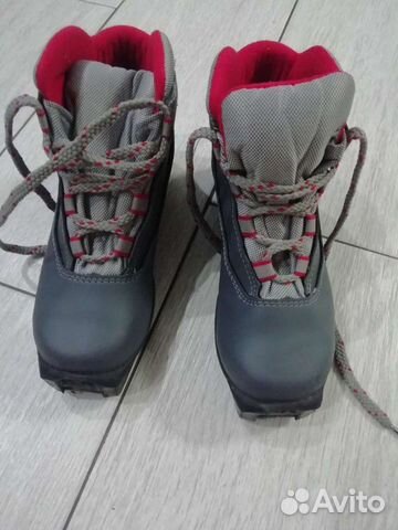 Лыжные ботинки