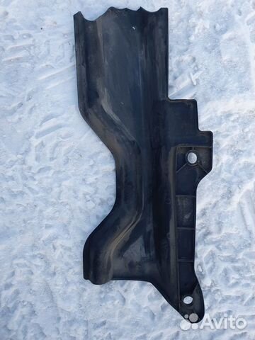 Экранная защита кронштейна подножки Scania 1529886