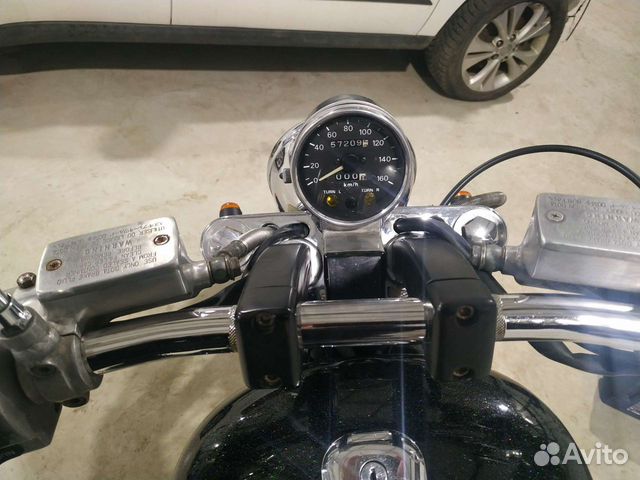 Suzuki intruder 400