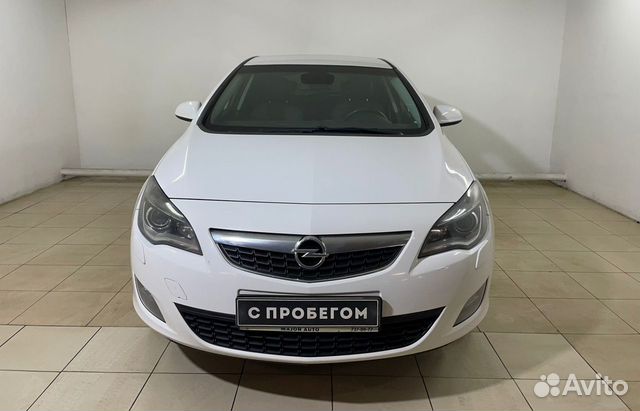 Opel Astra `2010