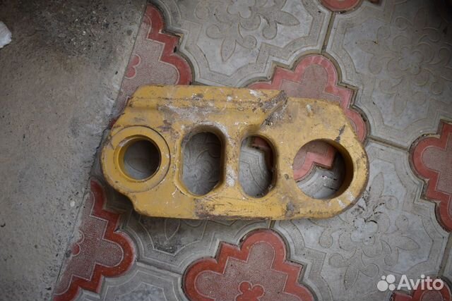 Звено гусеничной цепи 7T0715