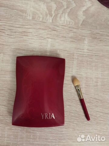 Тени для век Yves Rosher