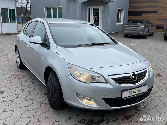 Opel Astra 1.6 МТ, 2011, 199 000 км