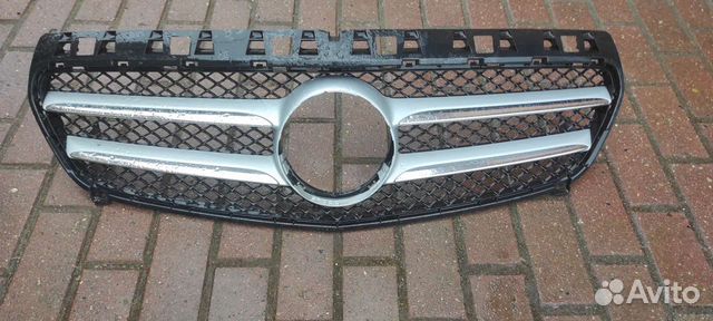 Решетка радиатора Mercedes-Benz A176