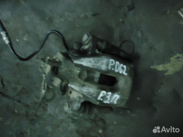 Суппорт тормозной задний Пежо 308 2009 1.6 АКПП