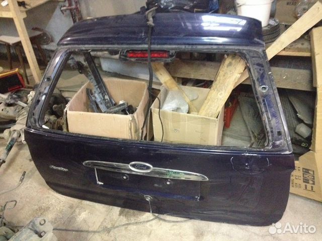 Крышка багажника Ford Mondeo мондео 2 Крышка багажника Ford Mondeo мондео 2