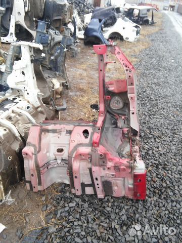 Mazda 3BM передняя четверть распил 2013-2017