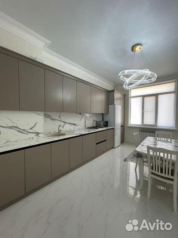 

1-к. квартира, 60 м², 1/9 эт.