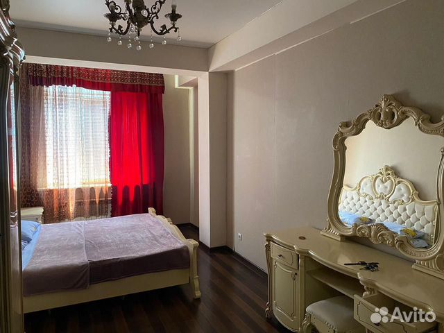 

2-к. квартира, 80 м², 5/12 эт.