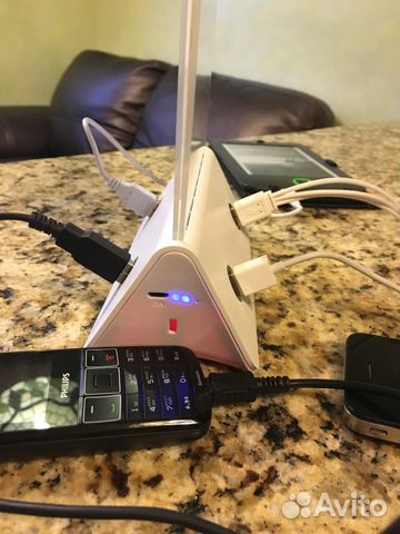 Зарядная станция на 4 устройства 13000mAh 5V/2A