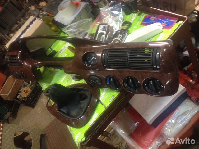 Центральная консоль для Форд Эскорт Центральная консоль для Форд Эскорт