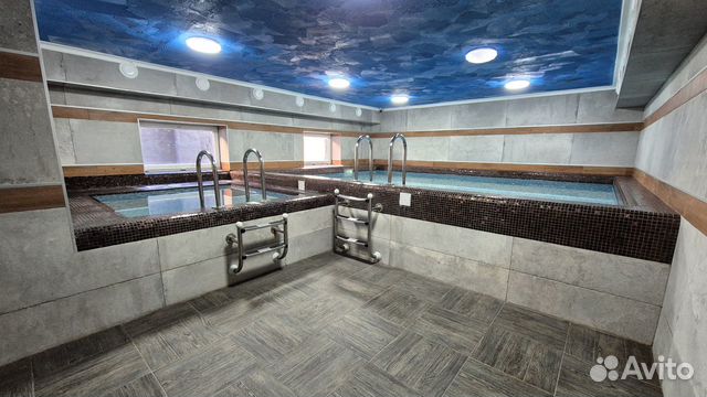 

10-к. и более дом, 400 м²