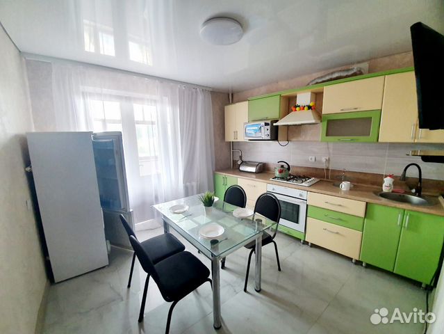 

2-к. квартира, 70 м², 3/10 эт.