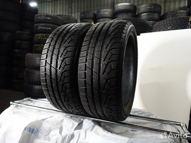 255 45 19 Pirelli Winter 240 Sotto 270p 255/45R19 255 45 19 Pirelli Winter 240 Sotto 270p 255/45R19