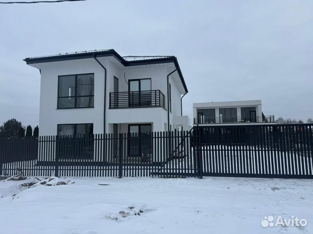 

4-к. дом, 200 м²
