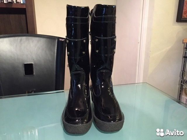 Burberry. Новые кожа лак. зима брендовые сапоги 36 Burberry. Новые кожа лак. зима брендовые сапоги 36
