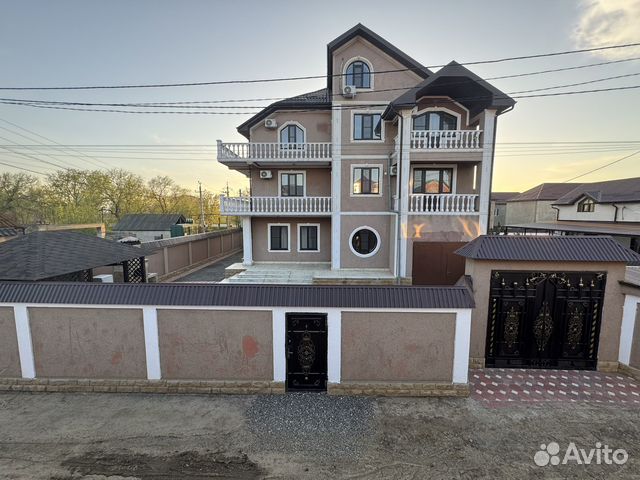 

10-к. и более дом, 750 м²