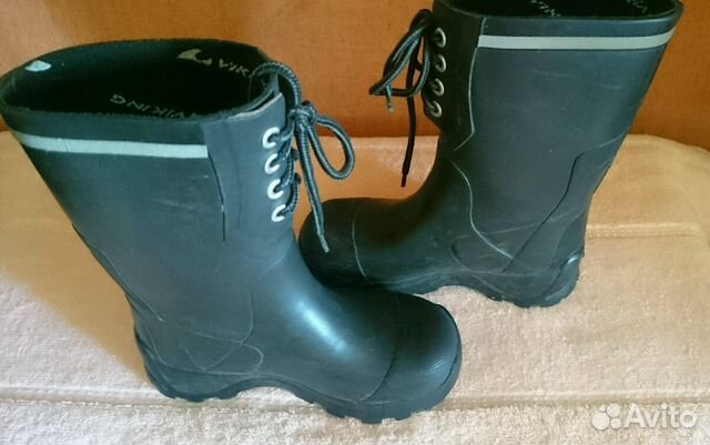 Резиновые сапоги