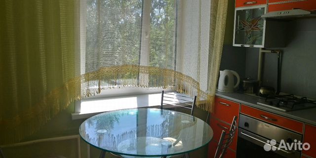 2-к квартира, 60 м², 2/5 эт.