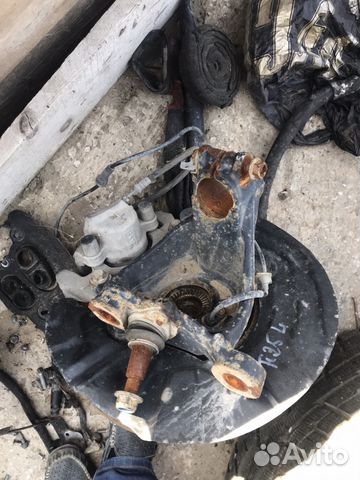 Правый поворотный кулак Бмв х3 ф25 BMW X3 f25