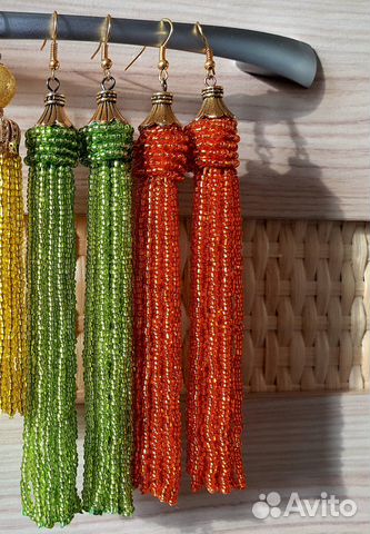 Серьги кисти из бисера зеленые