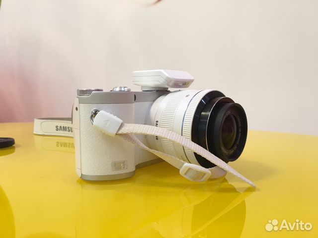 SAMSUNG NX300 SAMSUNG NX300