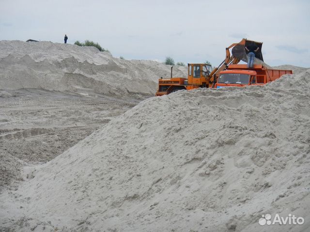 Песок желтый речной, отсев, щебень, пгс