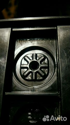 Кронштейн заднего бампера центральный тойота рав 4