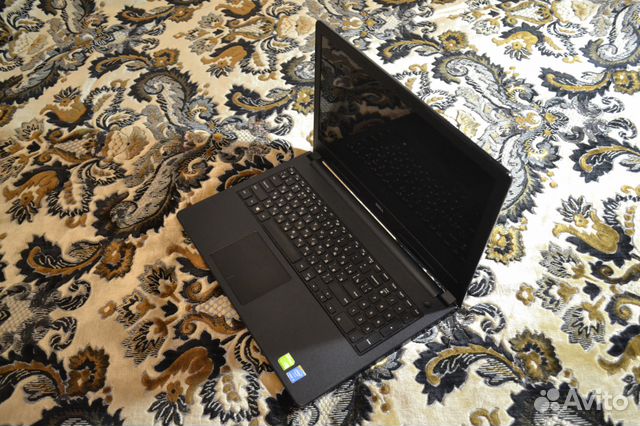 Ноутбук на I3 4го поколения,джефорс 920М-2гб видео