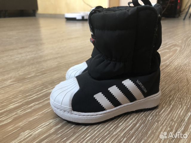 Ботиночки детские adidas